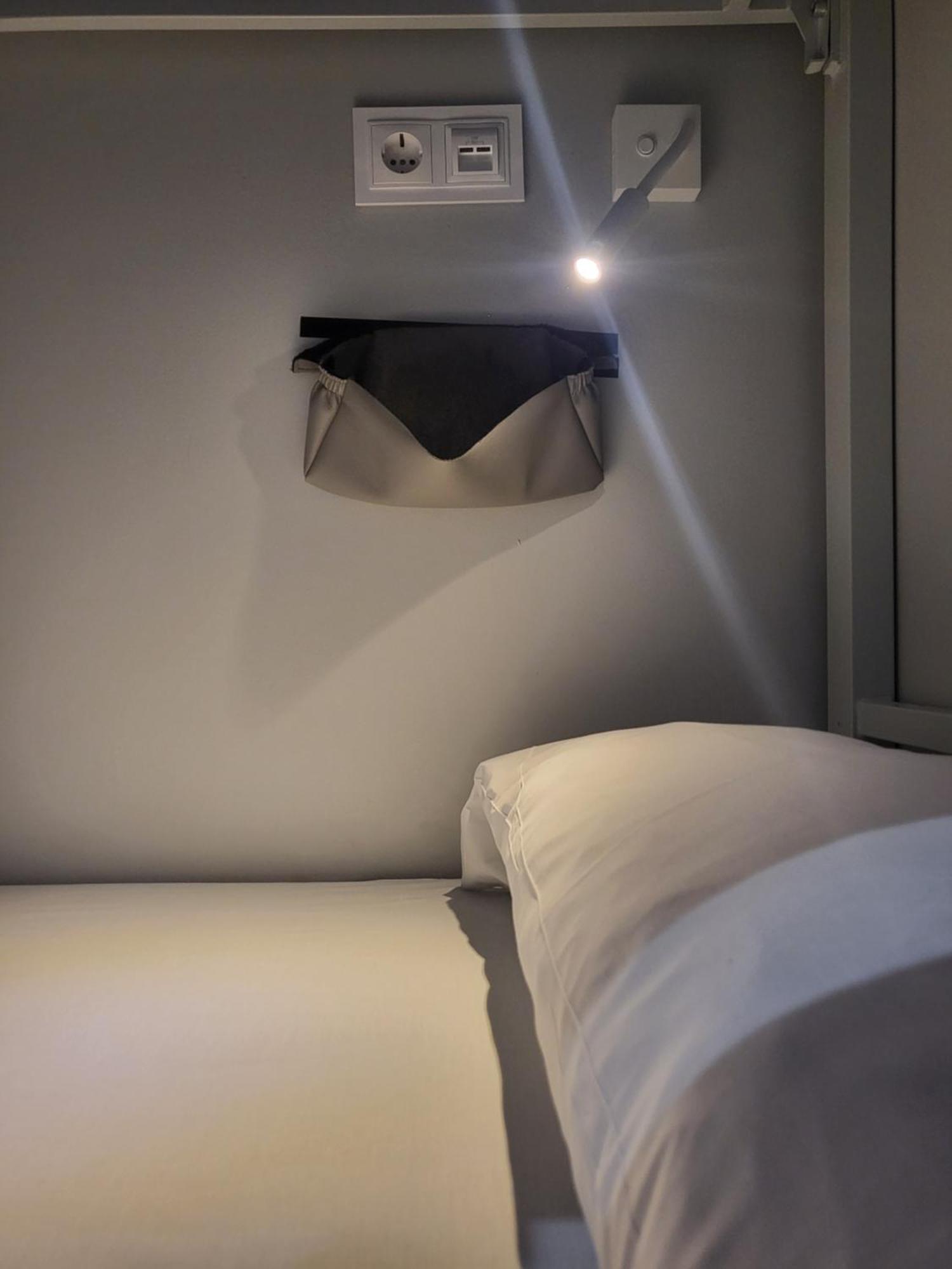 Acola Sport Hostel Pontevedra Zewnętrze zdjęcie