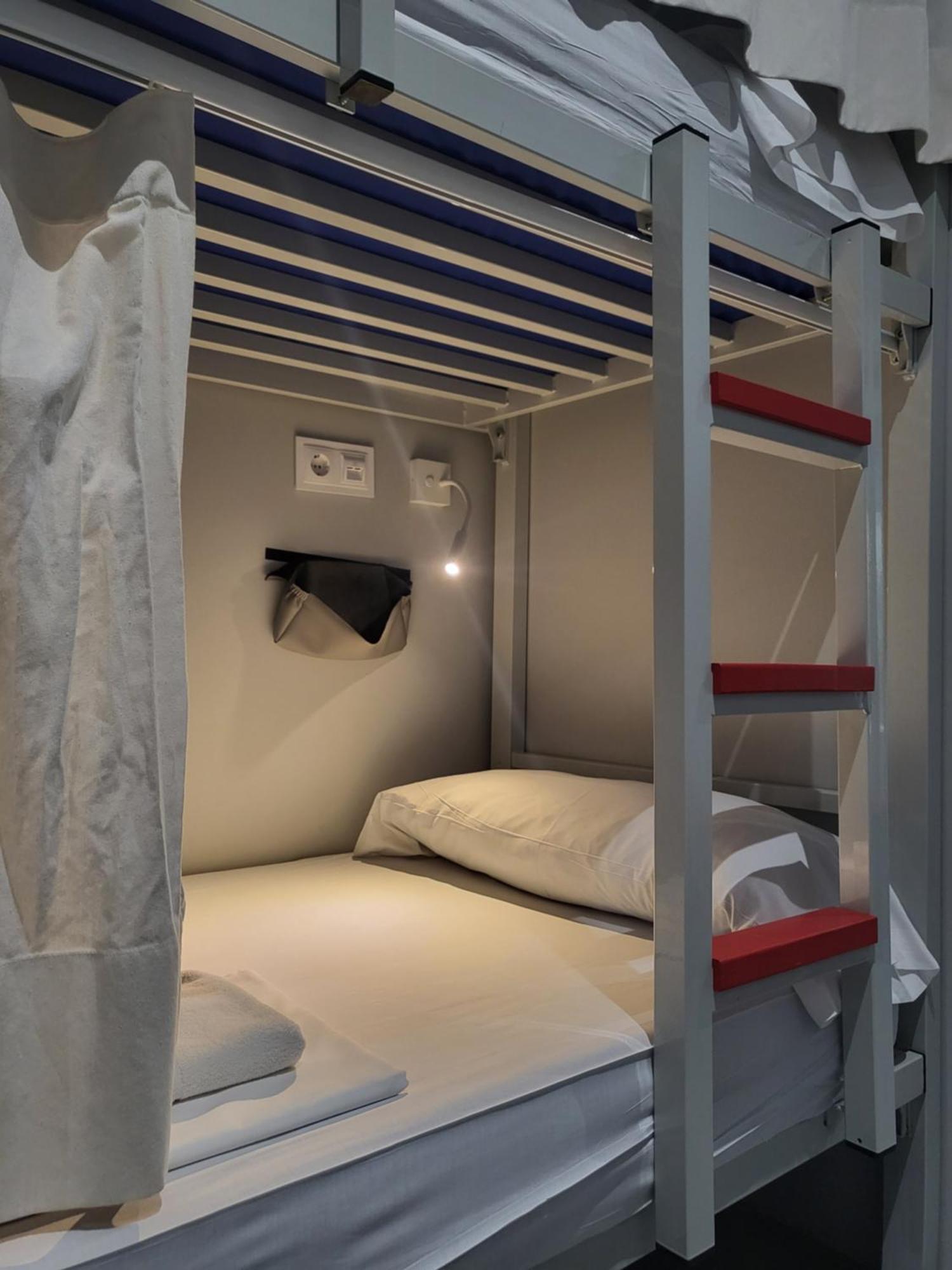 Acola Sport Hostel Pontevedra Zewnętrze zdjęcie